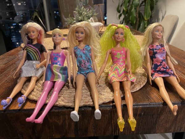 Set Barbies